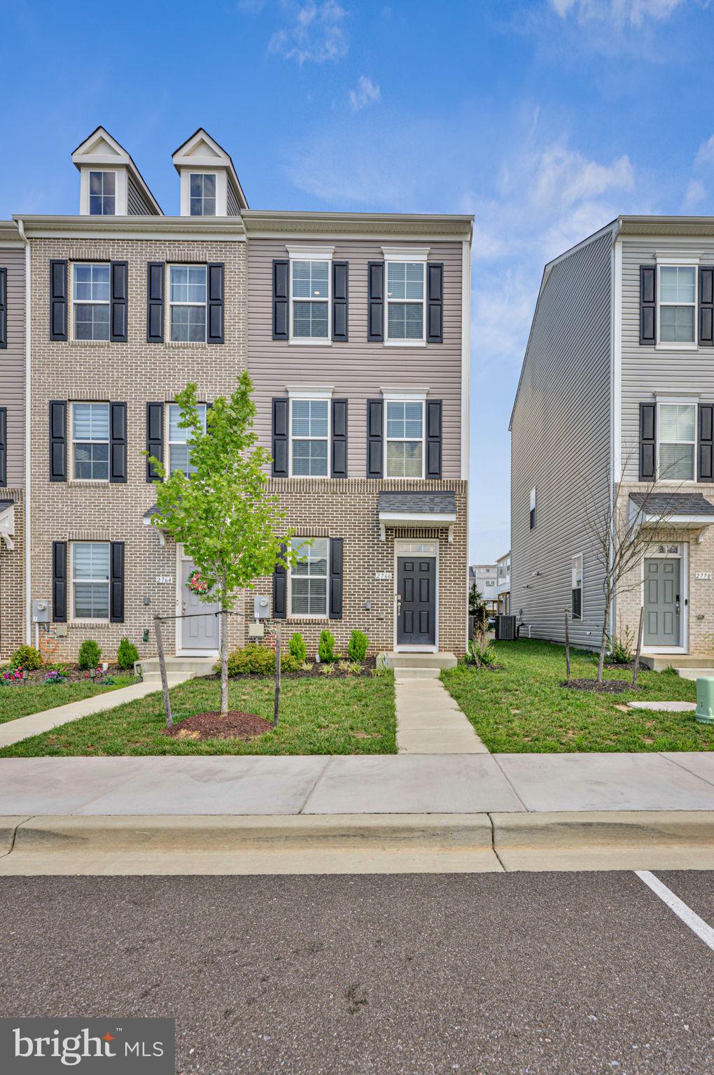 2766 Lanham Hill Circle