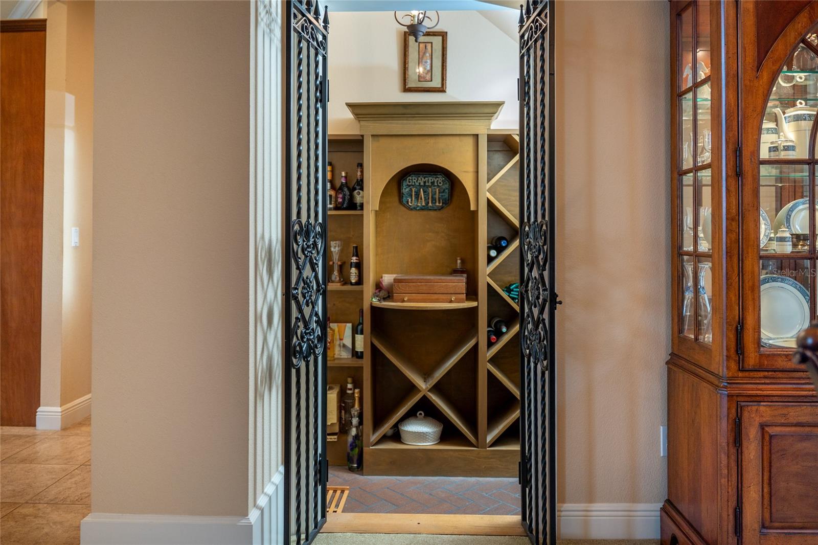 6203 Blakeford Drive