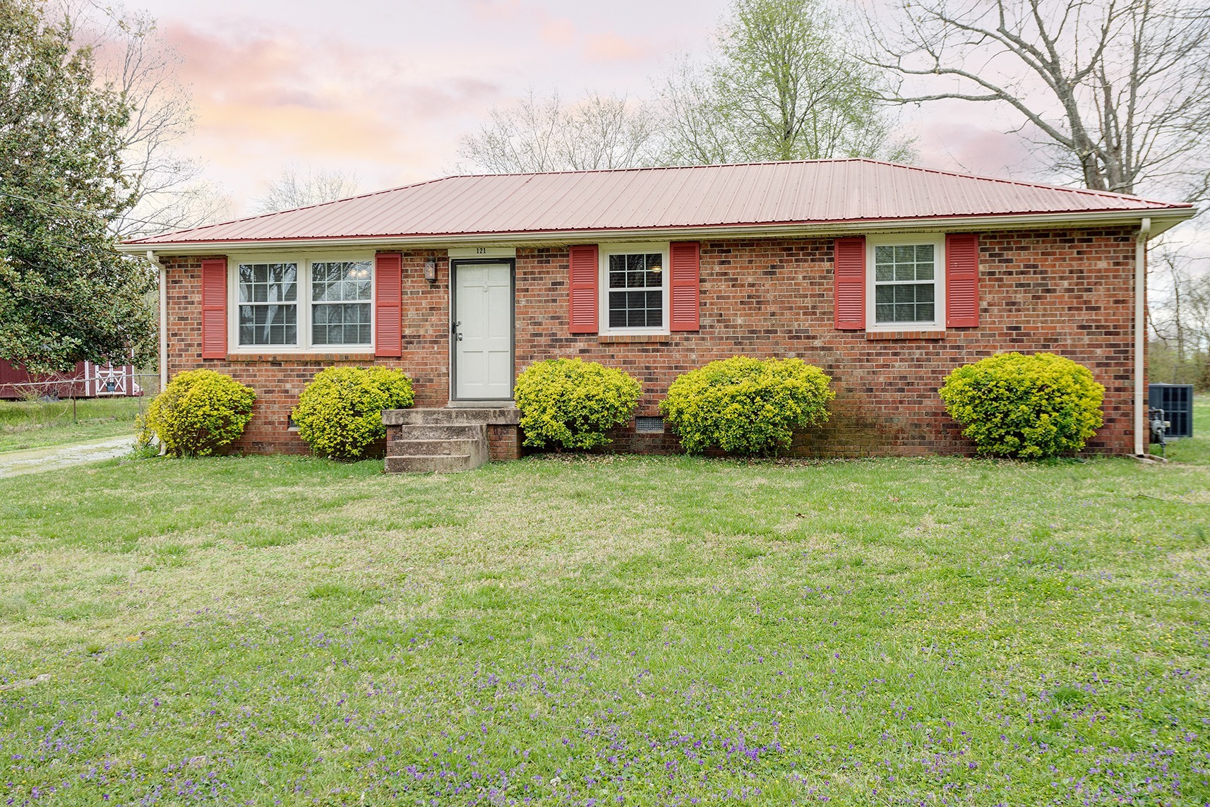 121 Highland Drive
