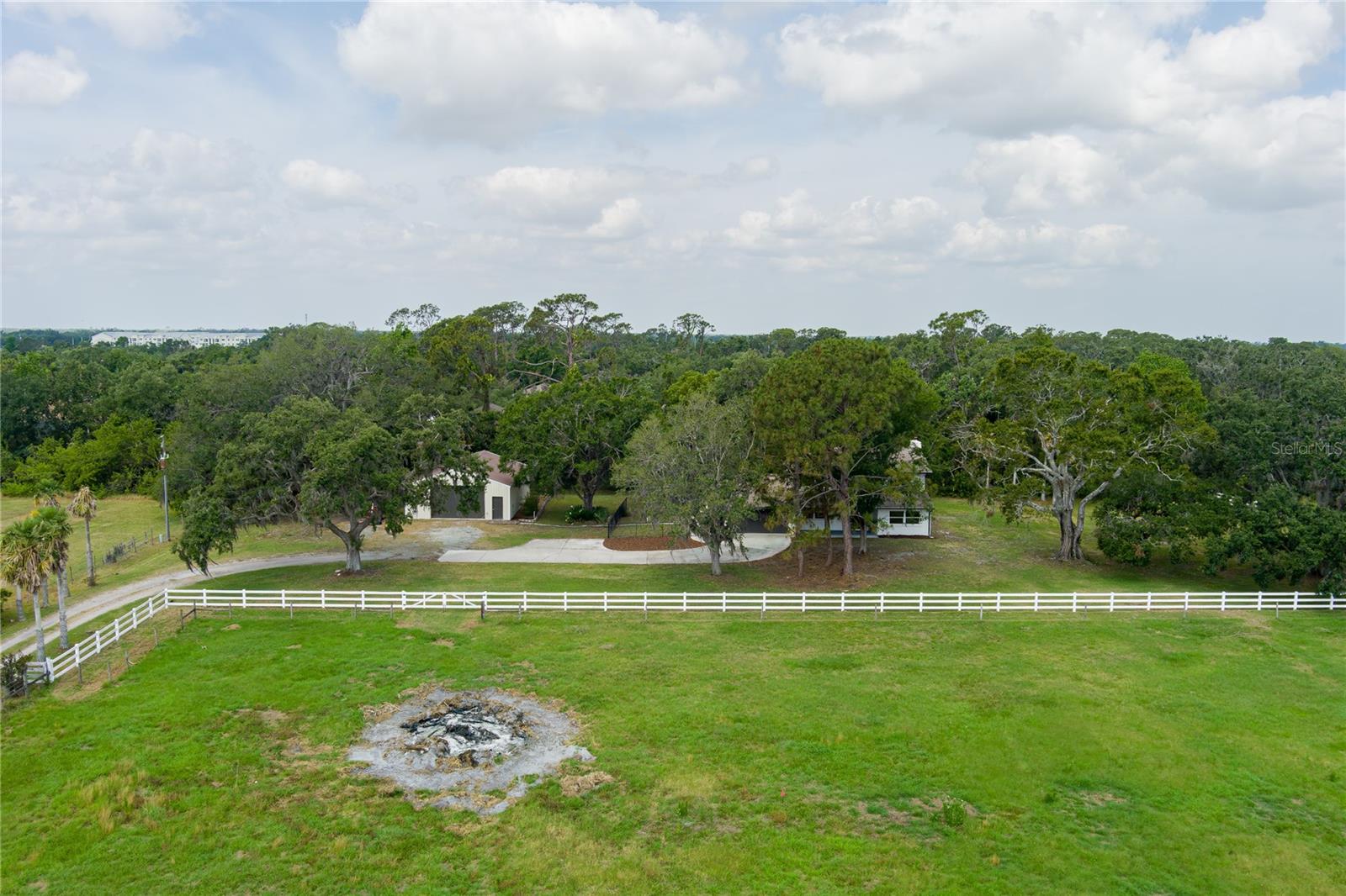 5403 Red Rooster Road