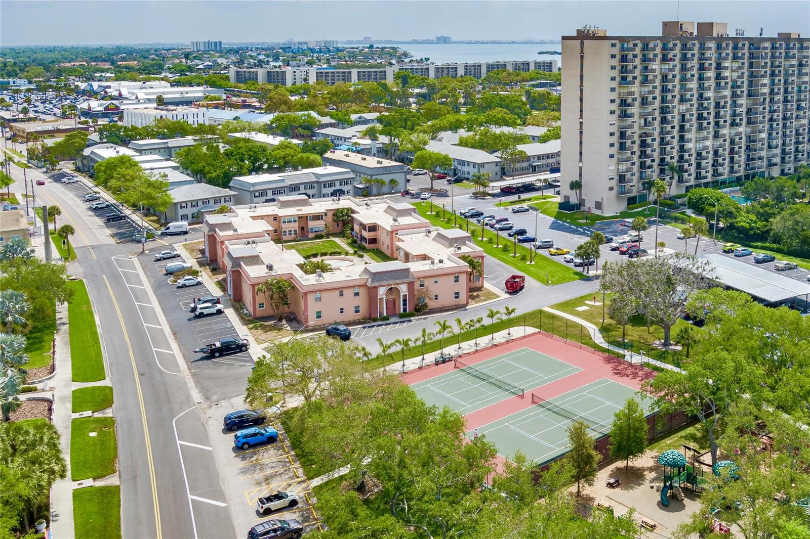 7001 Place De La Paix 2A