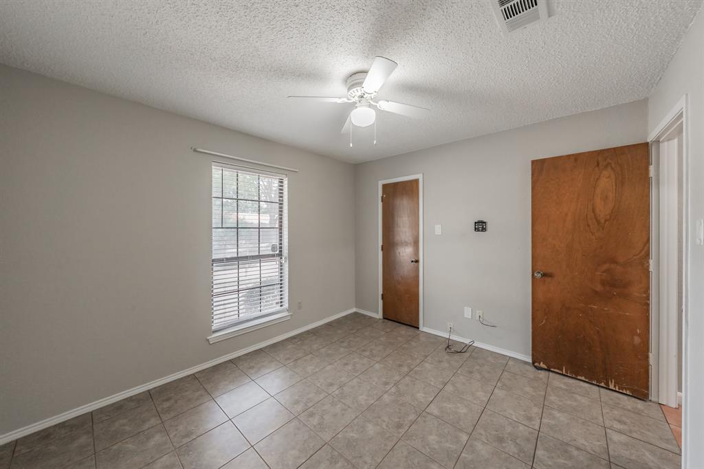 214 Kalmia Drive