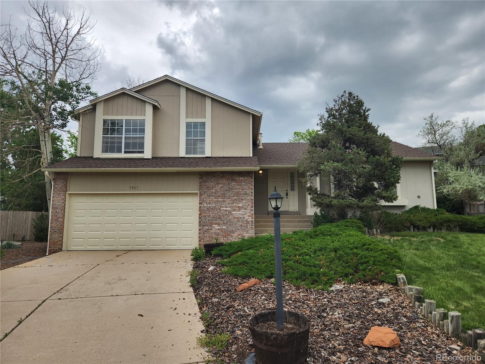 Situated in the highly sought-after Willow Creek Neighborhood, this fixer-upper provides an exceptional investment opportunity. Take advantage of the neighborhood's charm and convenience, with nearby amenities including parks, schools, shopping centers, and more. Commuting is a breeze with easy access to major highways and transportation routes, ensuring seamless connectivity to surrounding areas.

Outside, the possibilities continue with a generous backyard awaiting your creative touch. Create an outdoor oasis, perfect for al fresco dining, gardening, or simply enjoying the fresh air. The sizable lot offers endless opportunities to cultivate your dream outdoor space.

Don't miss out on the chance to transform this 2200 square foot tri-level home into your dream residence and capitalize on the incredible investment potential it offers. With some renovation work and your personal touch, this fixer-upper could become the envy of the neighborhood.