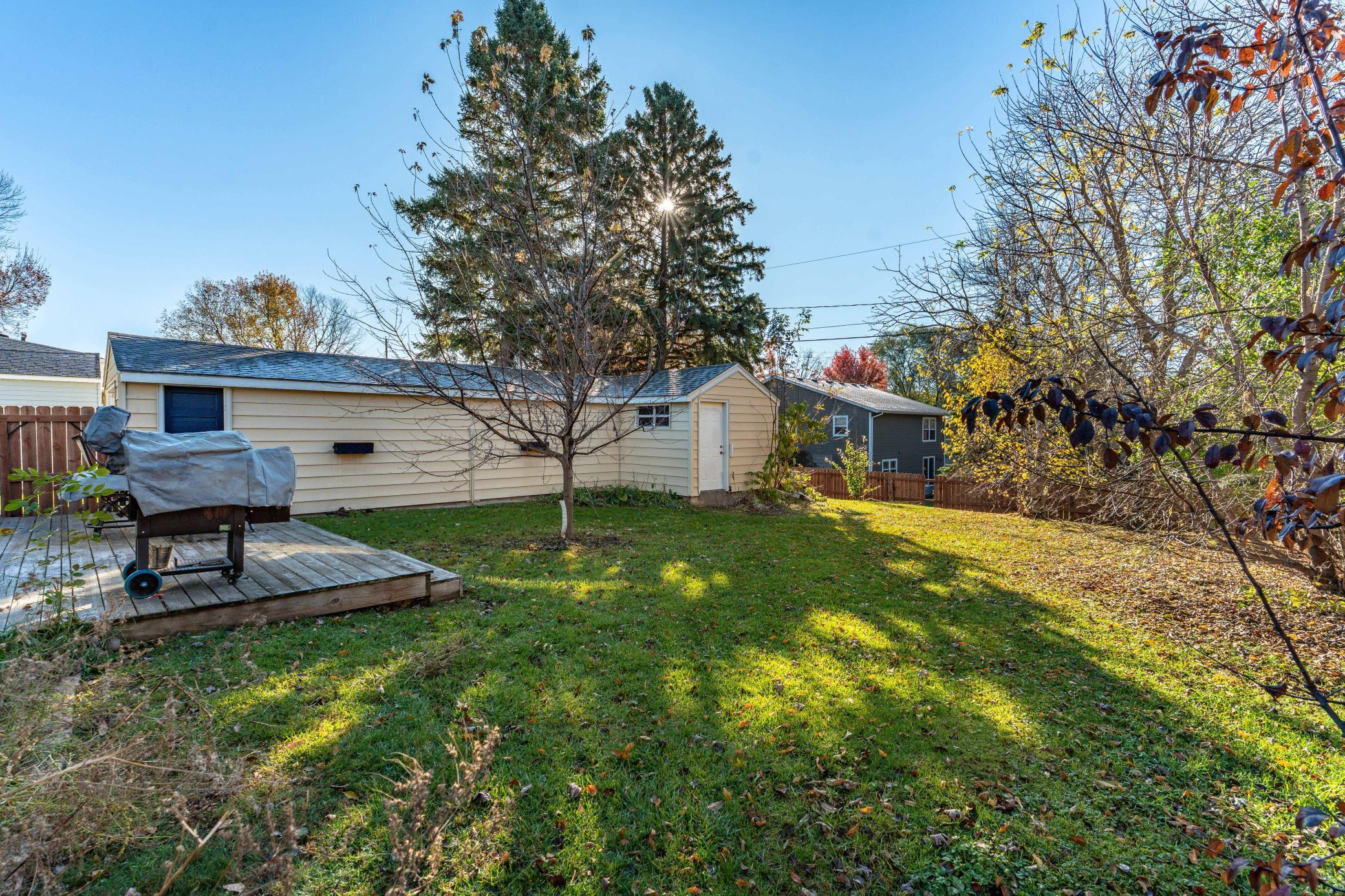 509 W Douglas Avenue