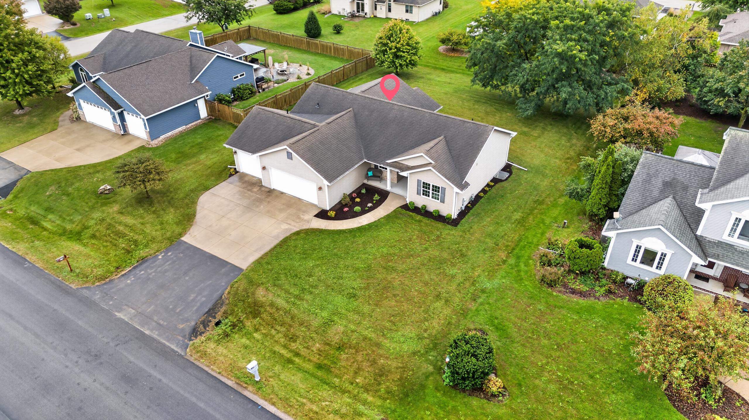 3875 Duchess Lane