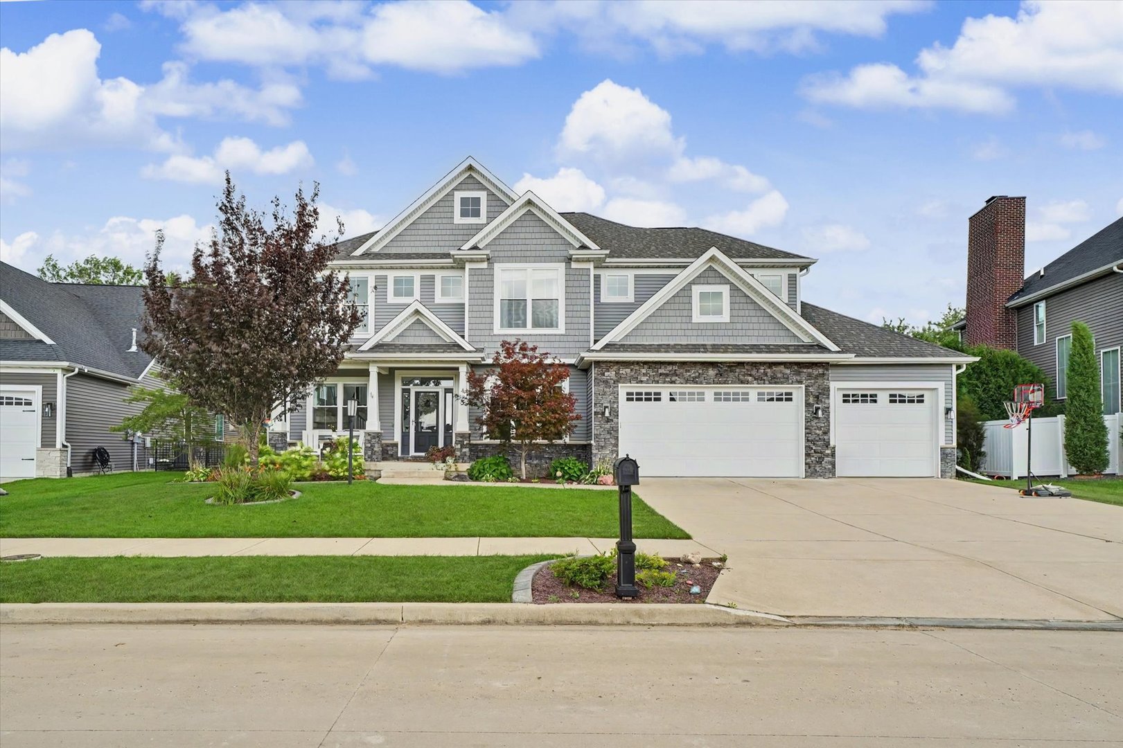 413 Lake Falls Boulevard