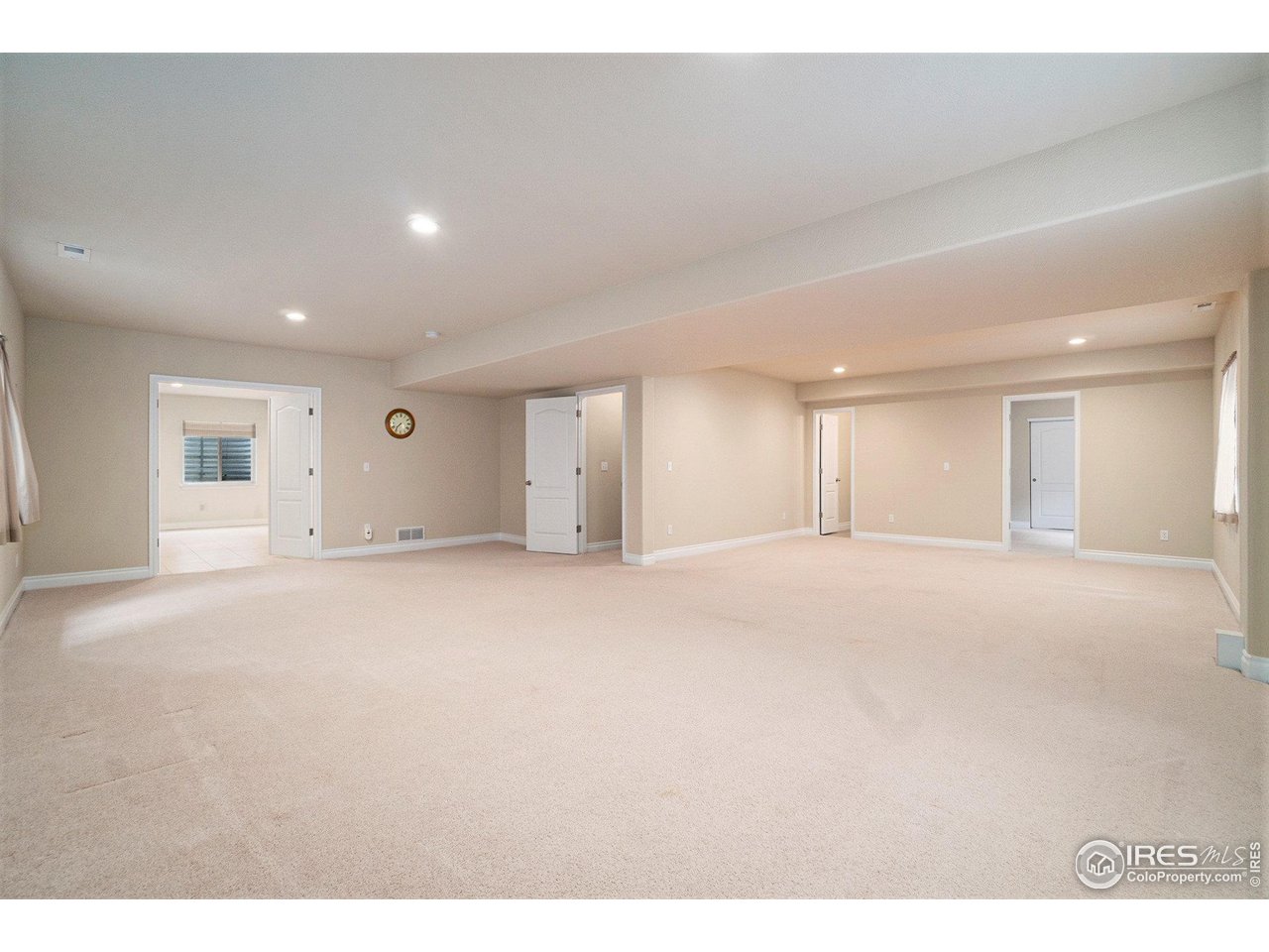 457 Harbor Ct