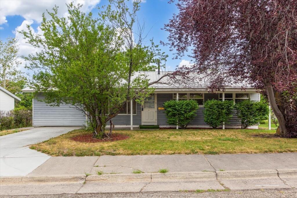 469 Linden Avenue