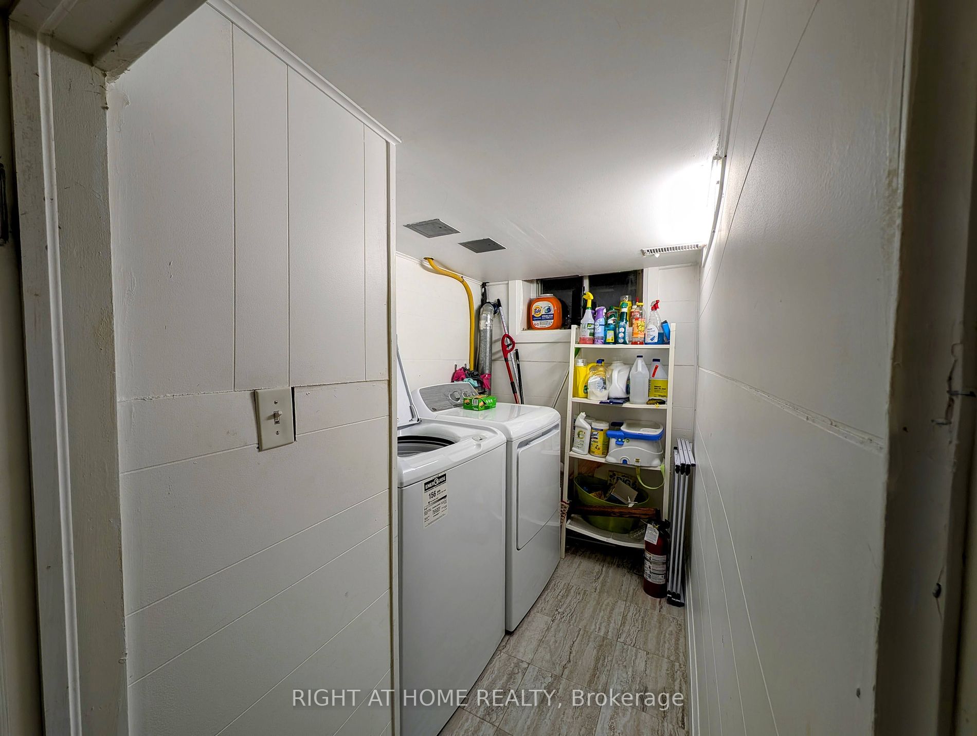 297 Keele St B