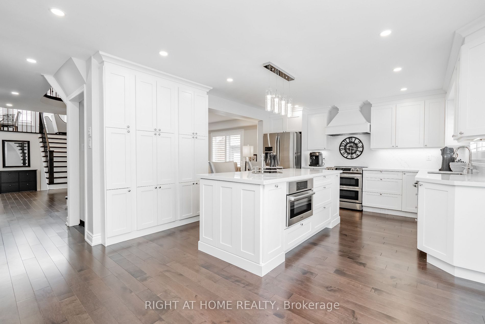 5389 Ruperts Gate Dr