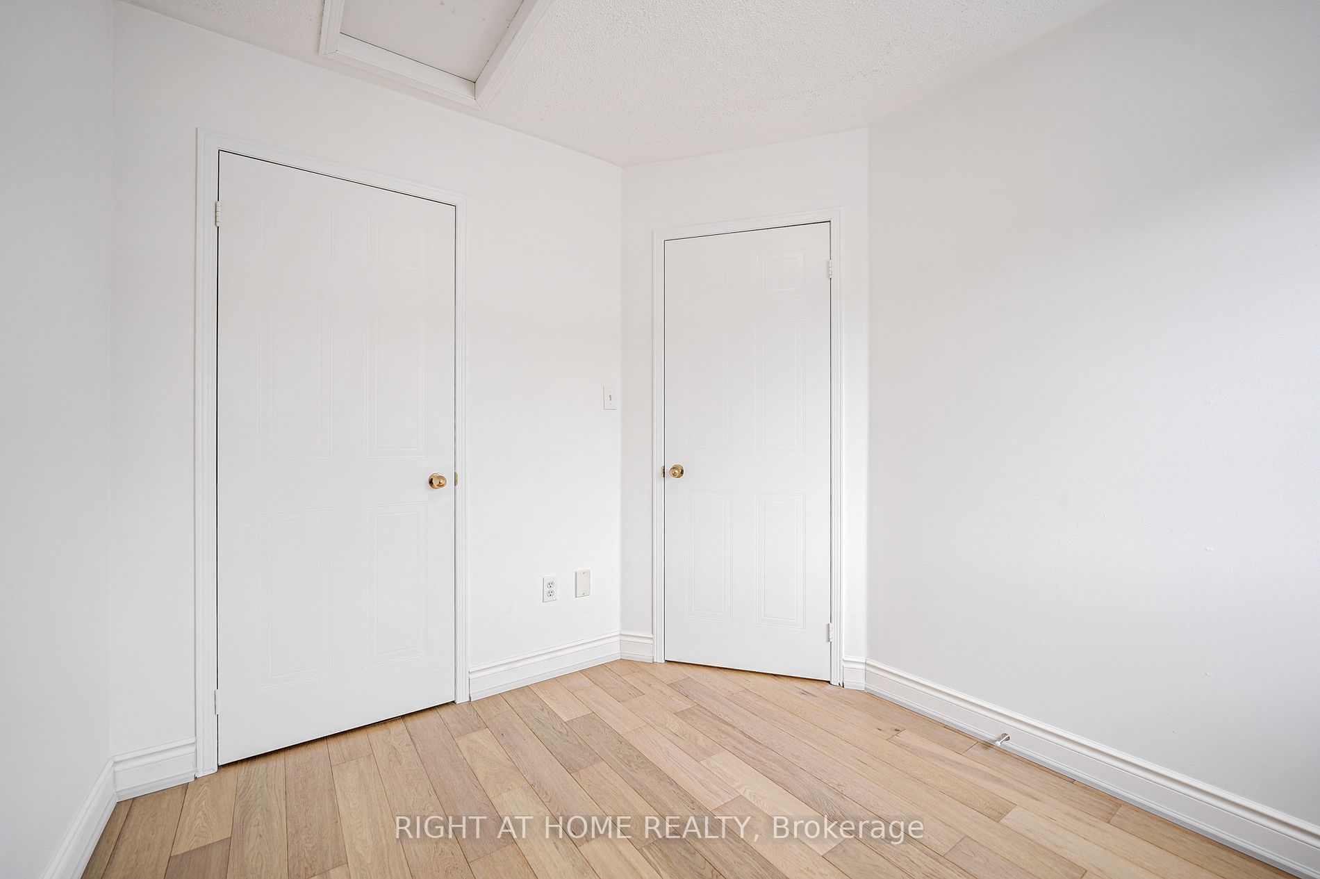 101 Weston Rd