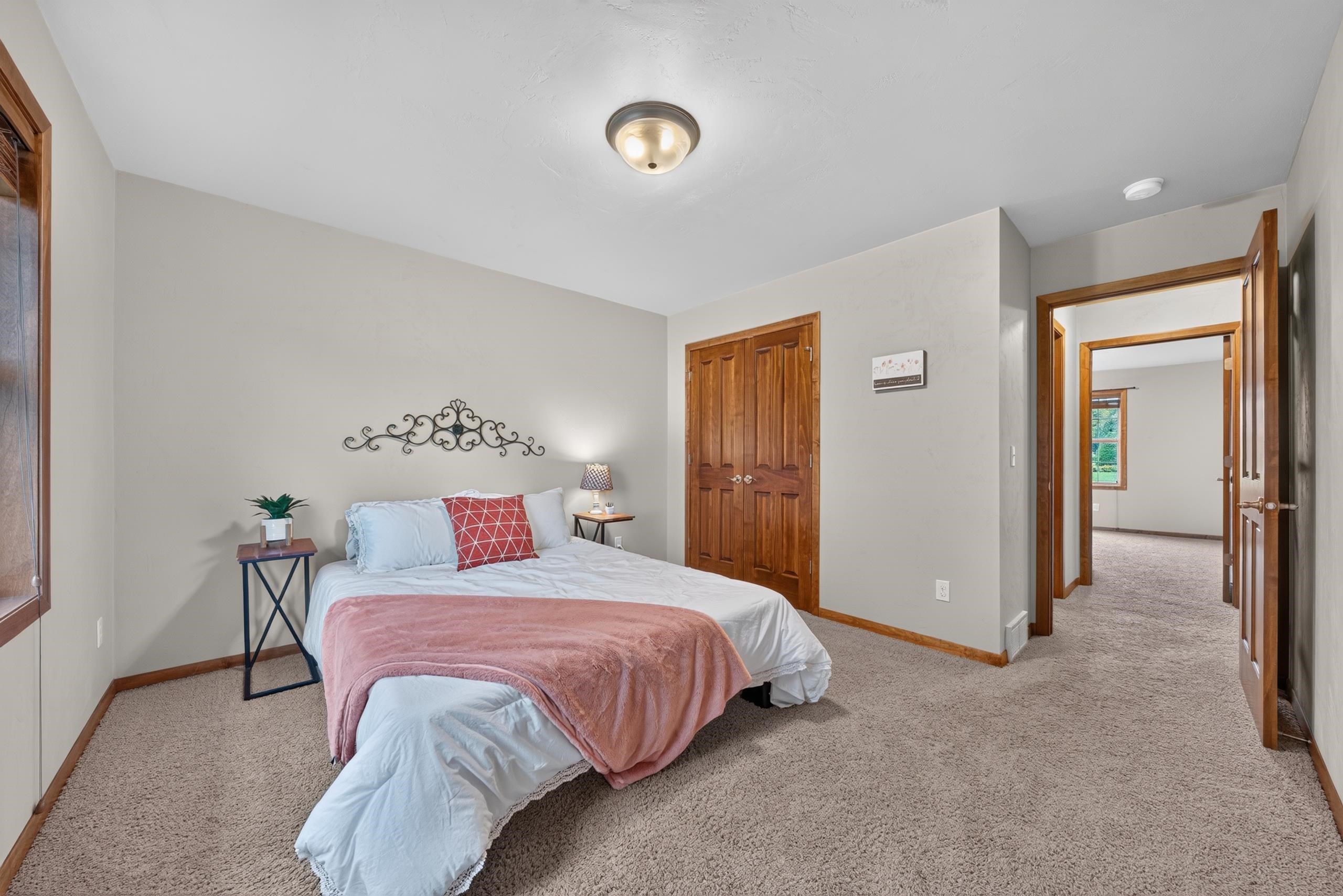 3875 Duchess Lane