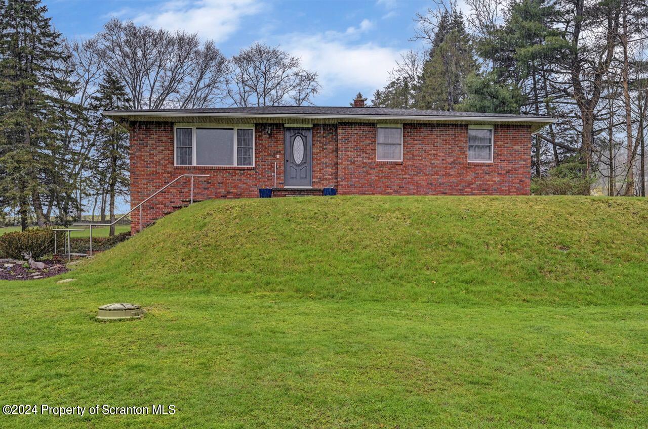 325 Schoolhouse Hill Road