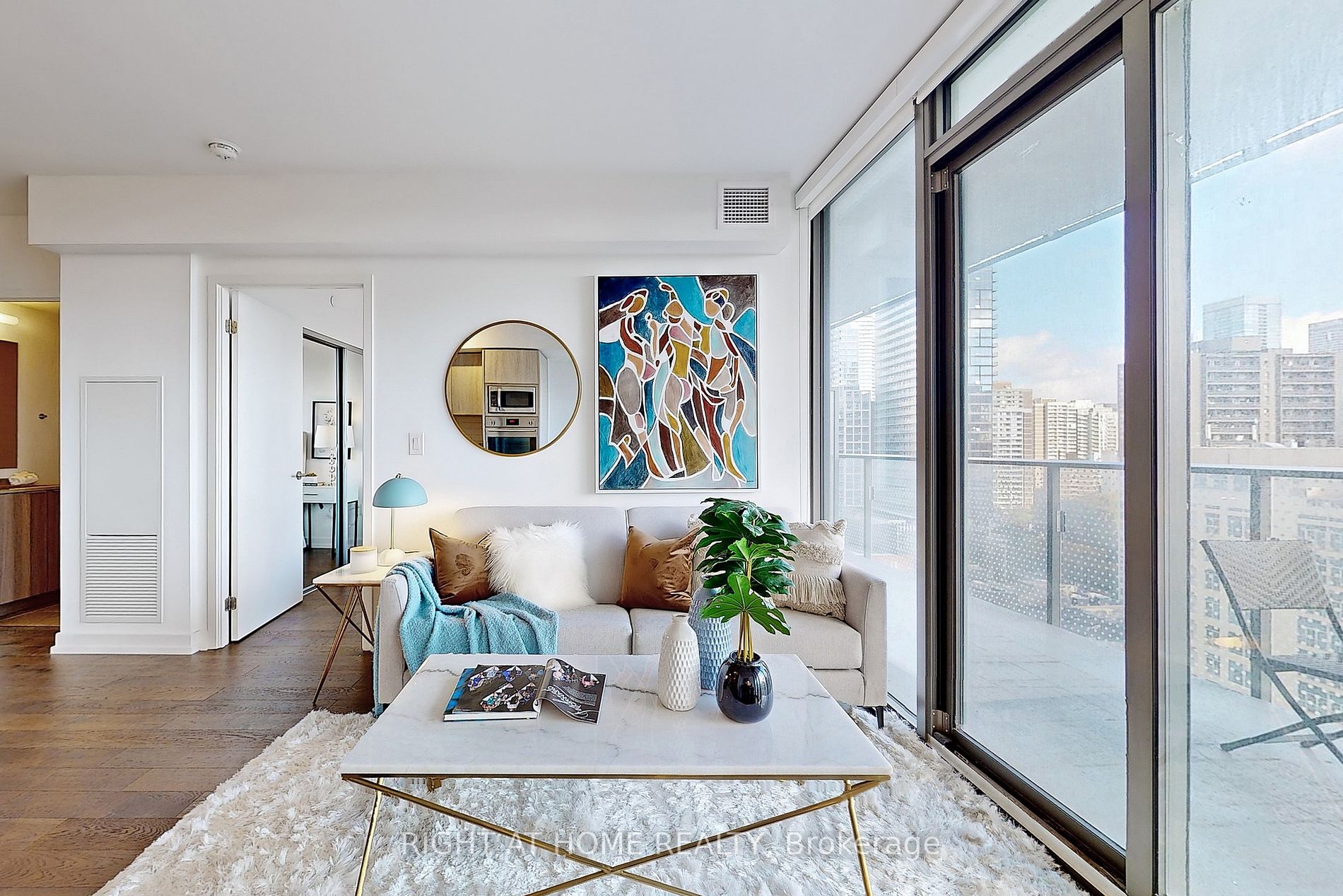 11 W Wellesley St 1301