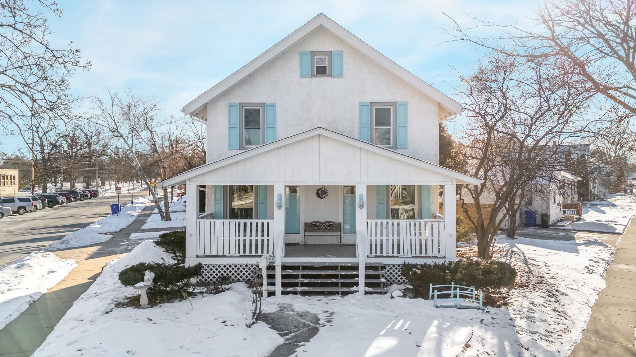 1303 W Prospect Avenue