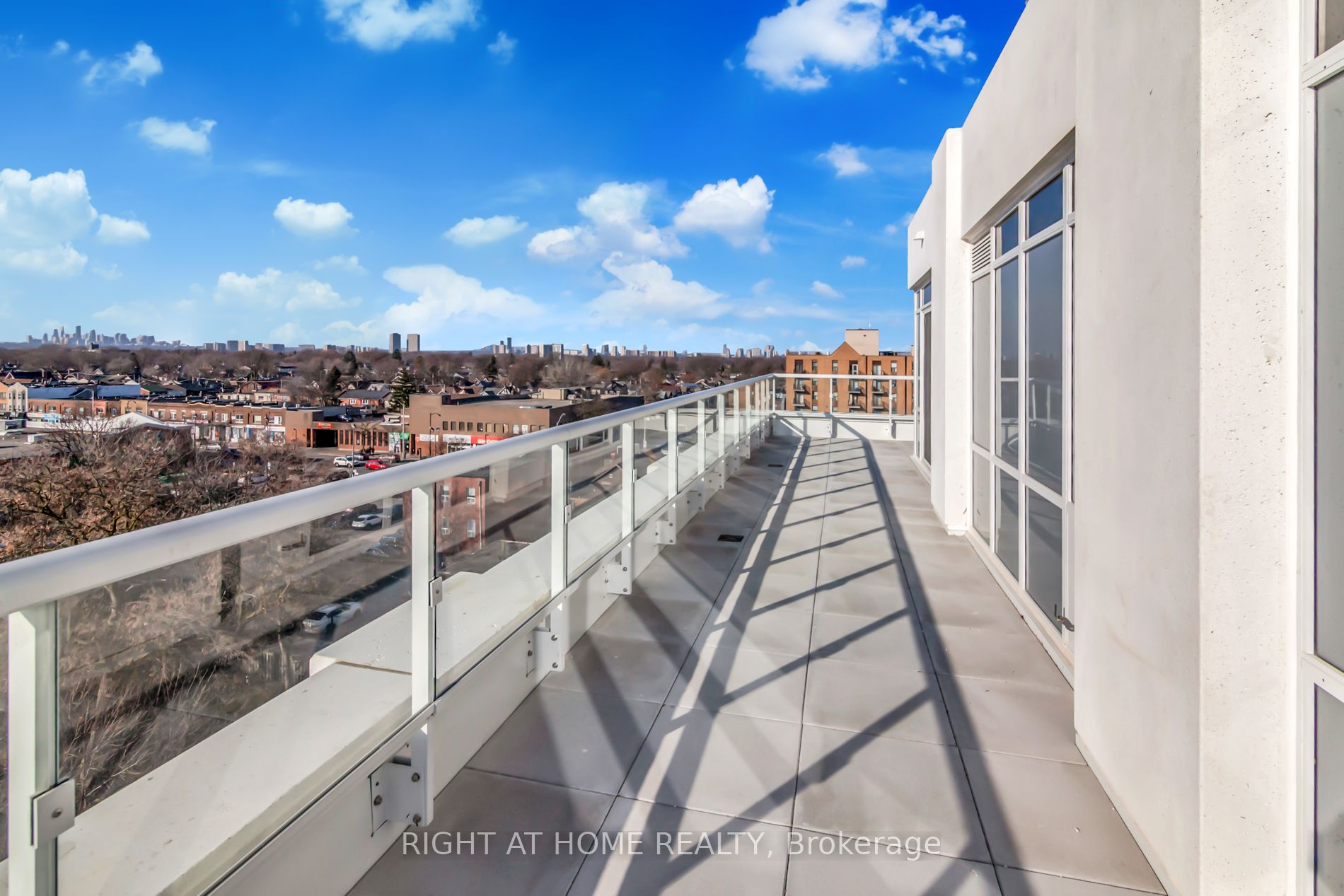 286 Main St 616