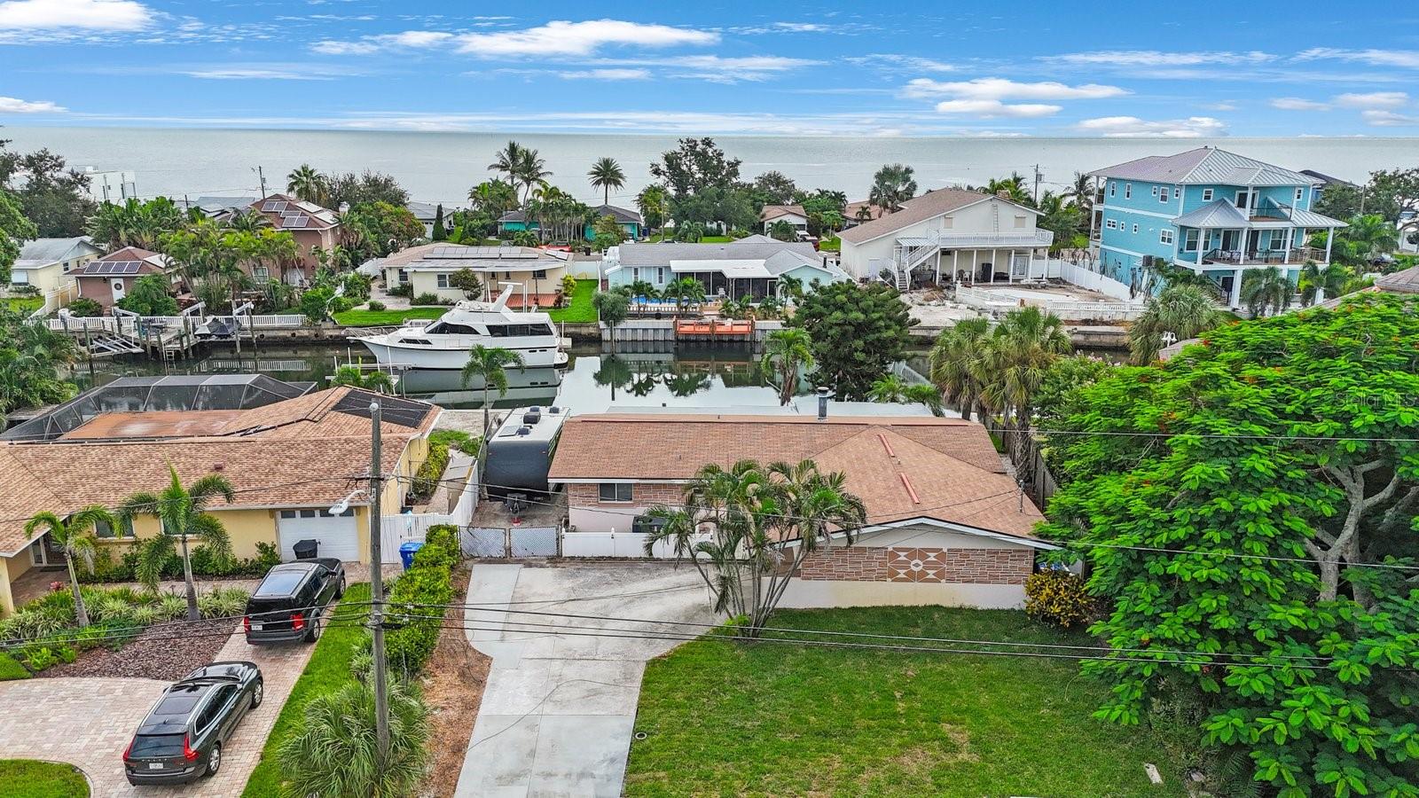 3560 Beach Drive SE