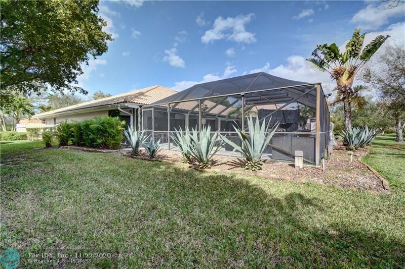 7630 W Upper Ridge Dr