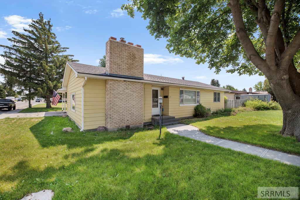 425 Horrocks Drive