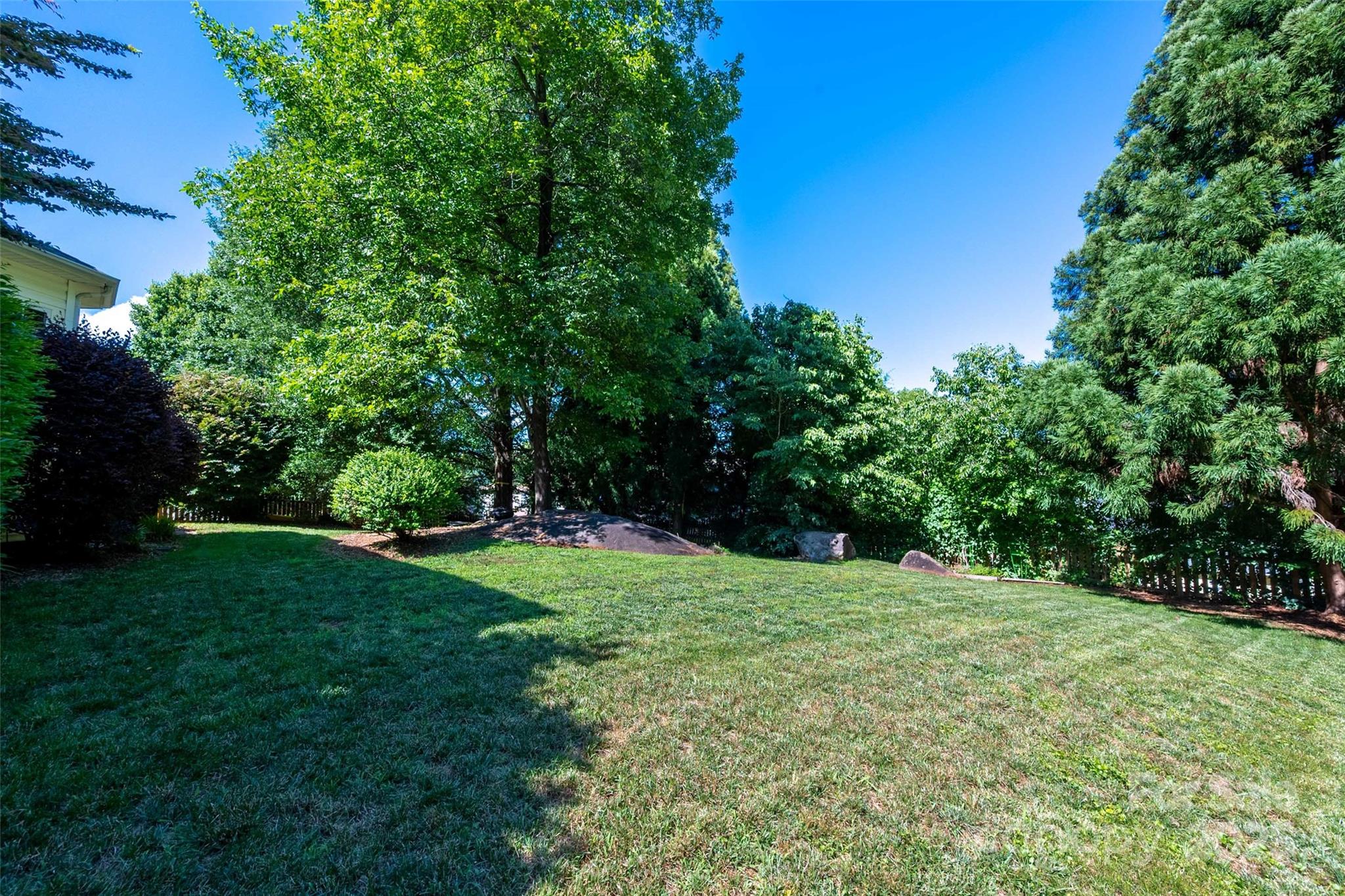 8619 New Oak Lane