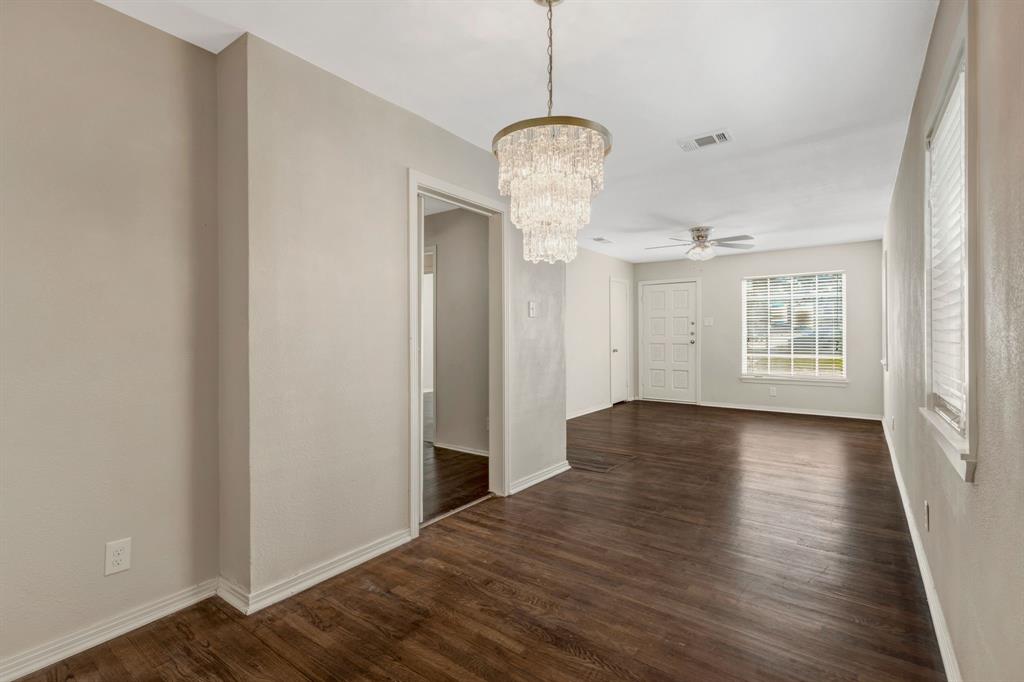 3119 Bertrand Avenue