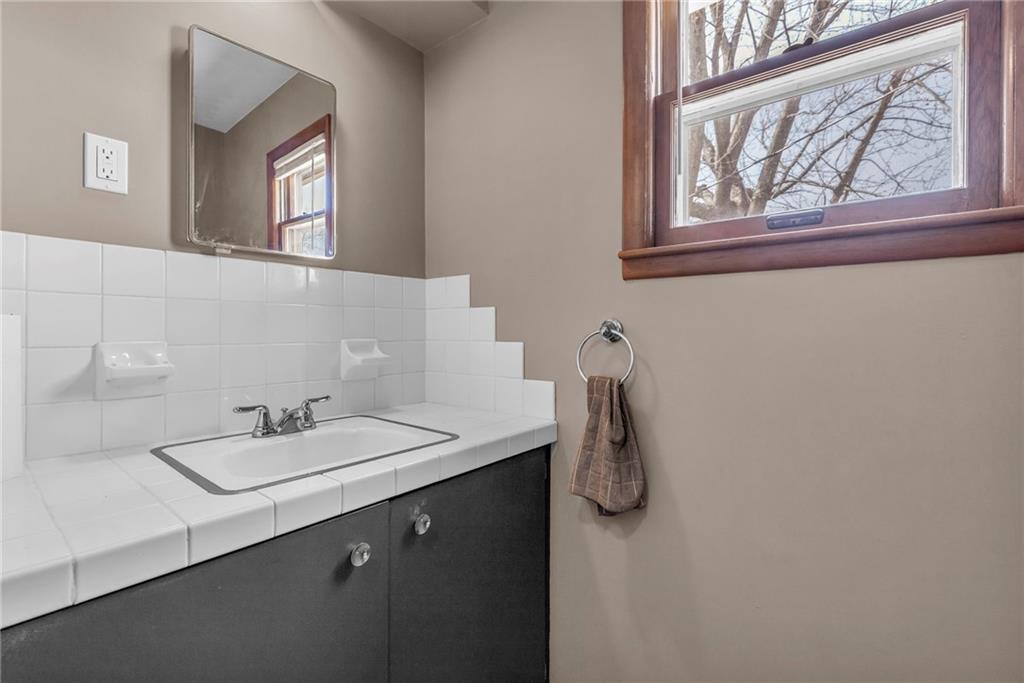 205 N Cleveland Street