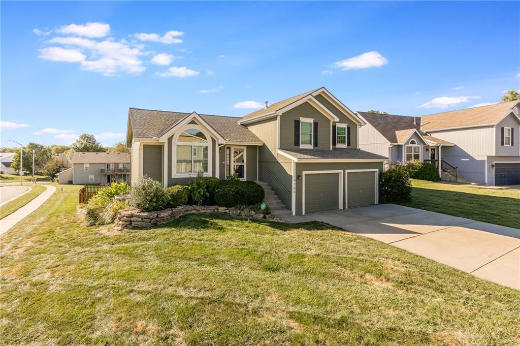 10700 N Holmes Street