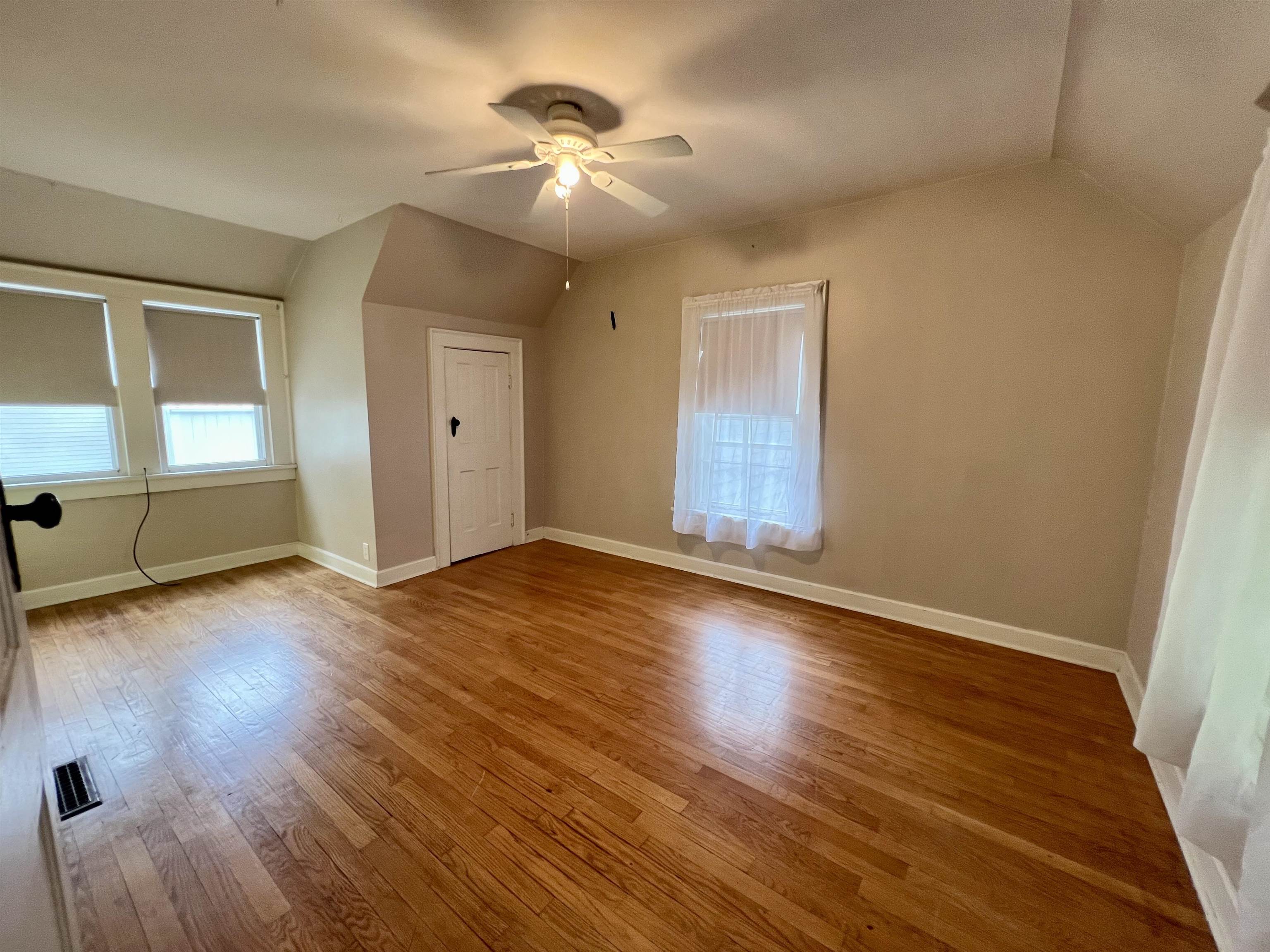 1103 Mansfield