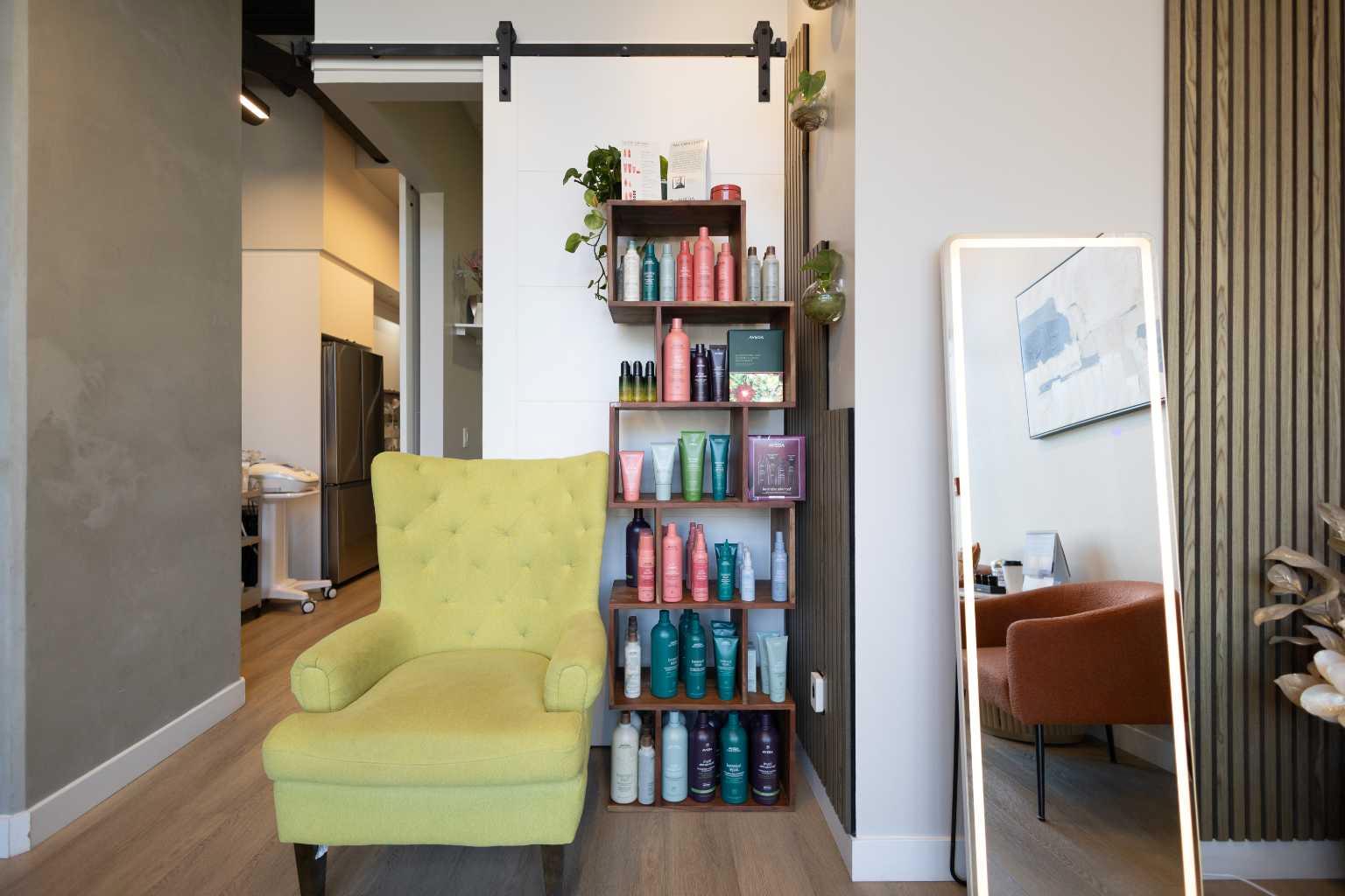 4539 Bowness Road NW