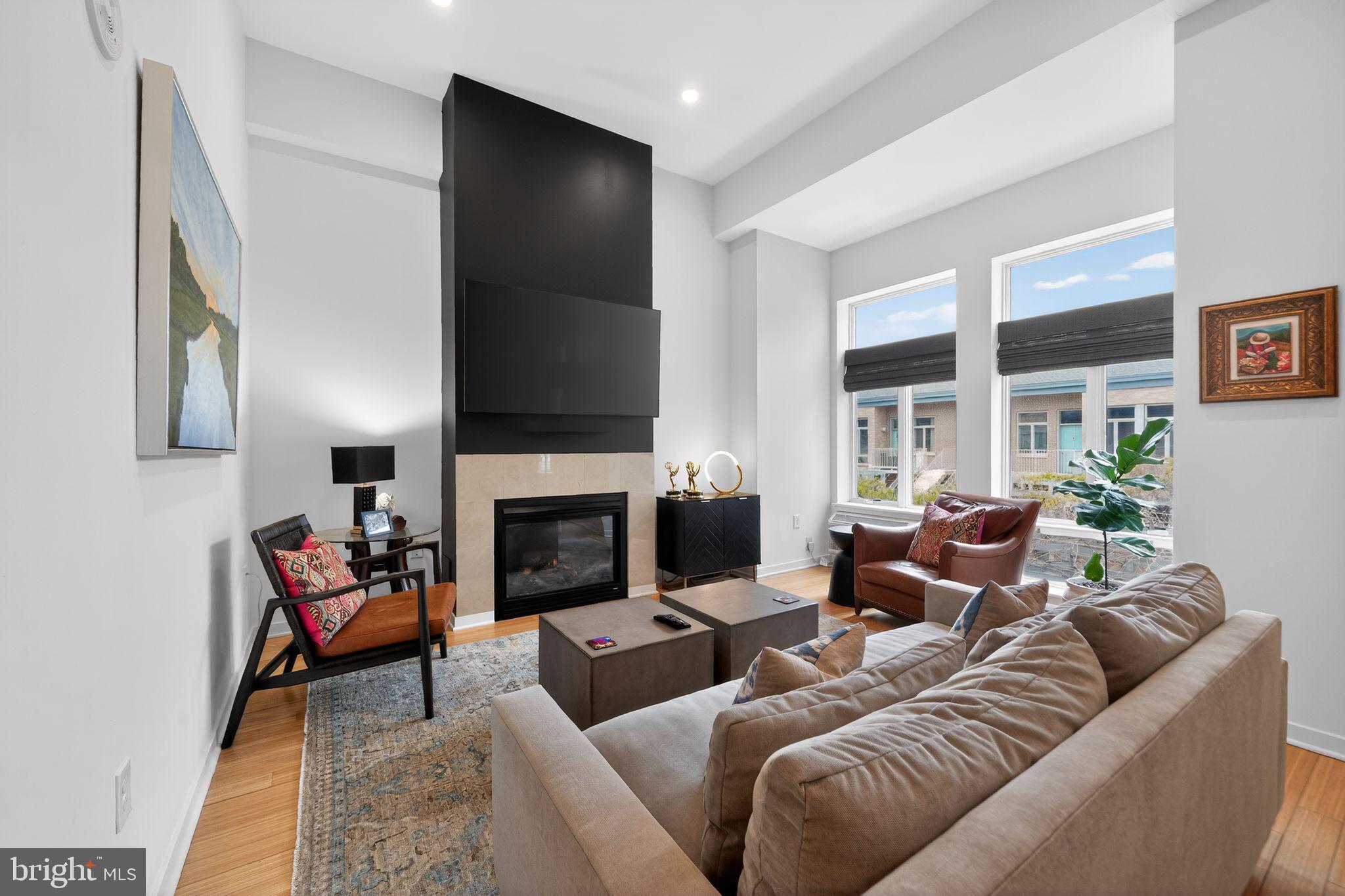 1900 Hamilton Street D15