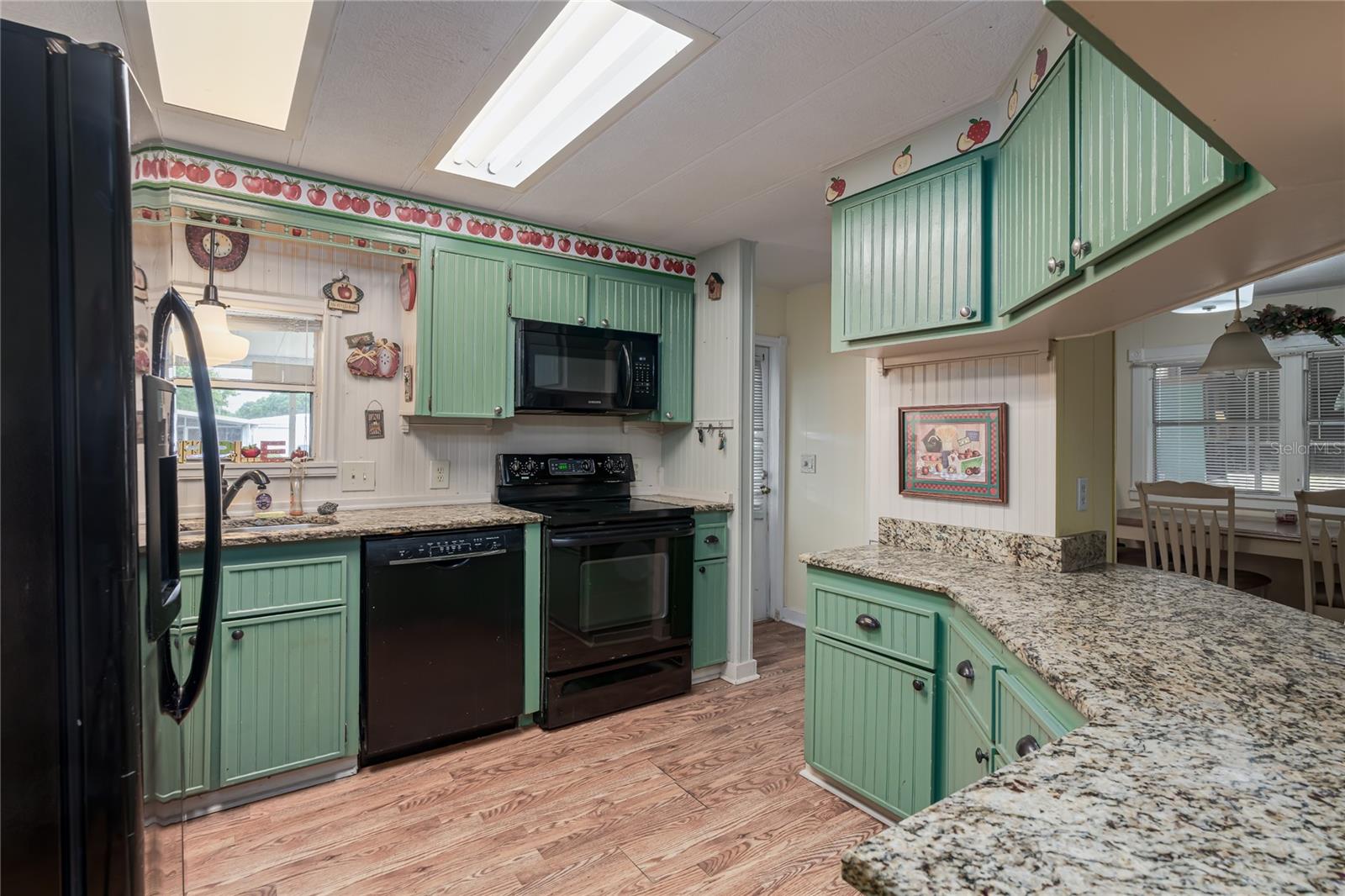 6710 36th Avenue E 32