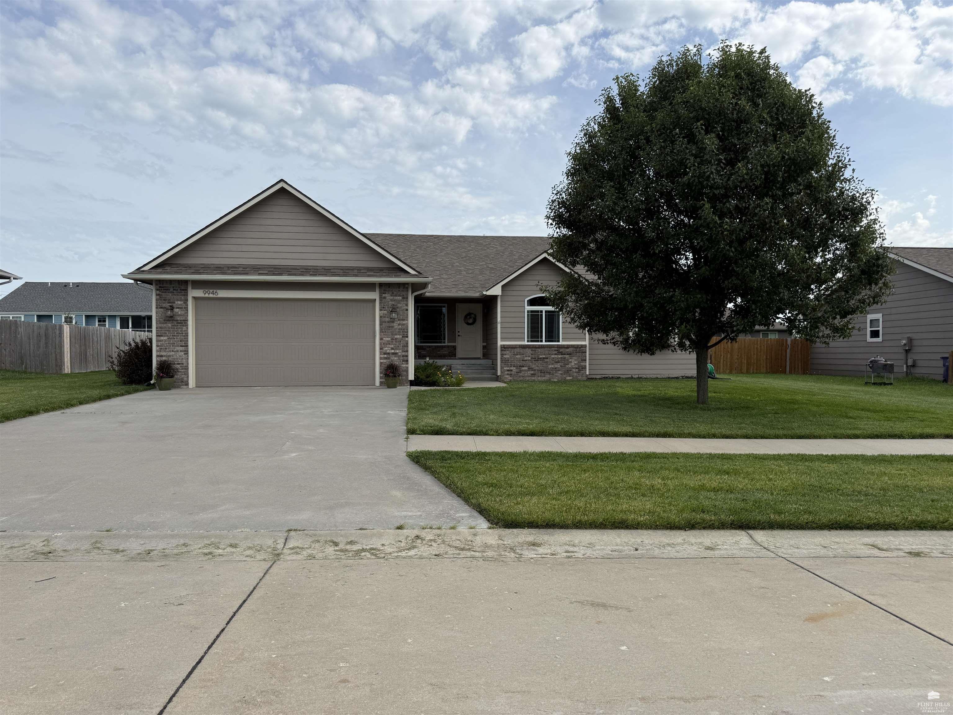 9946 Rosemary Lane