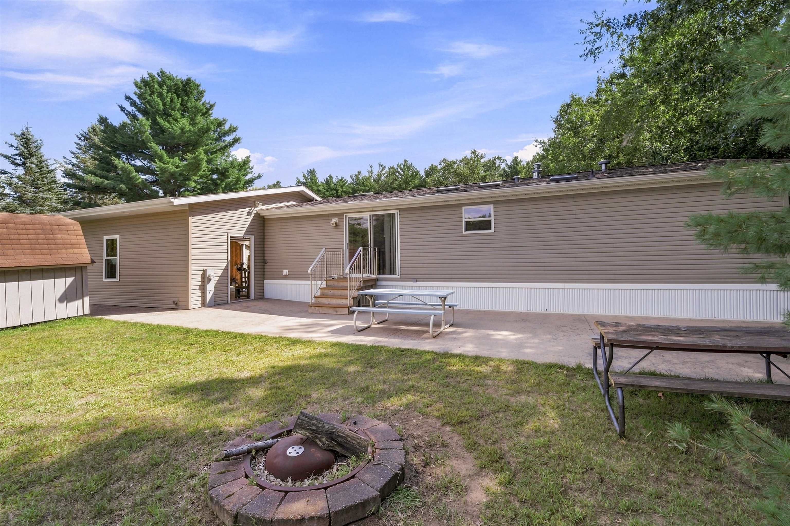 W5476 Lake Drive