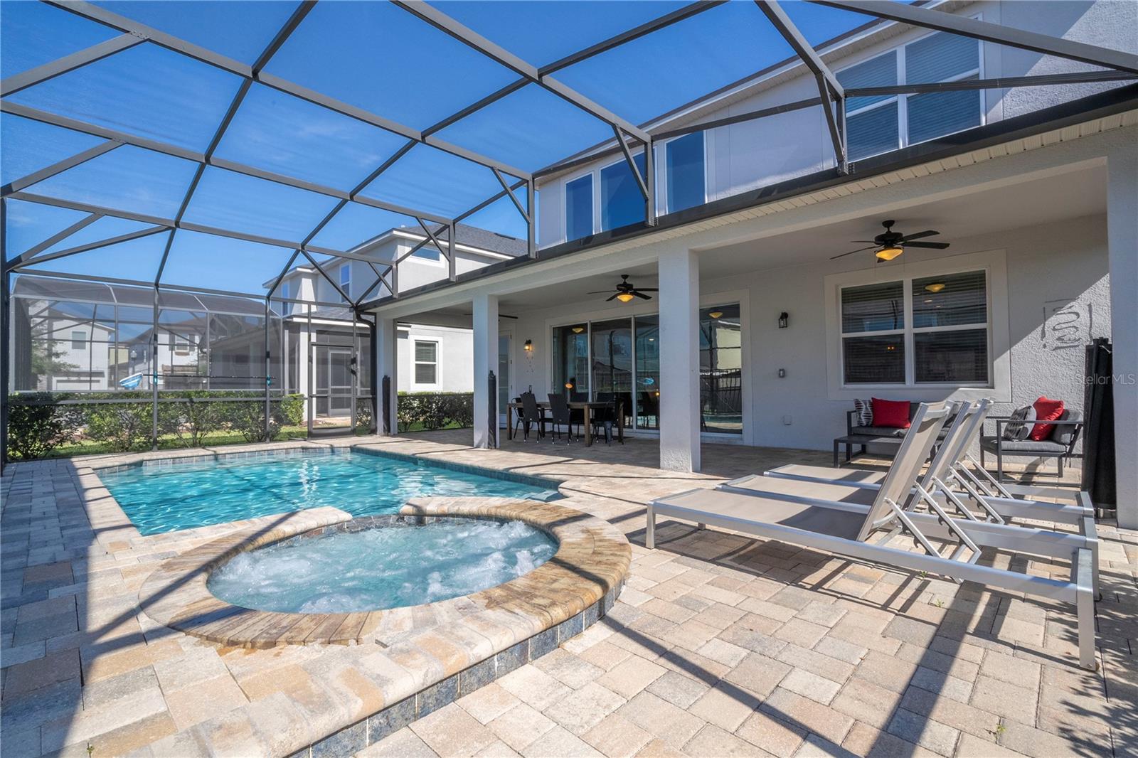 9038 Sunshine Ridge Loop