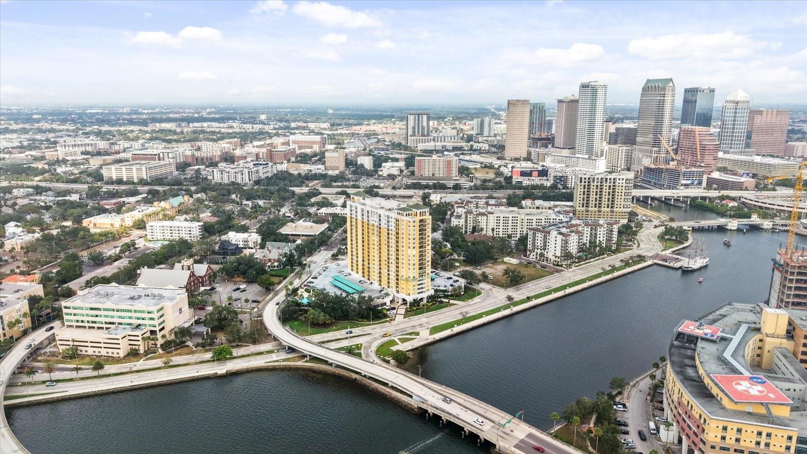 345 Bayshore Boulevard 706