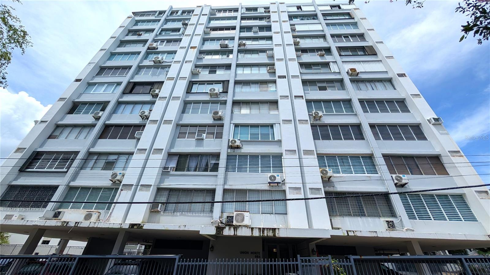 Excellent opportunity for investors or first-time homebuyers! Cozy studio on the 7th floor of Condominio Unión Norte, in the heart of the historic and cultural district of Miramar. The property allows short-term rentals (Short-Term Rental / Airbnb) and currently has a long-term tenant until November 2026, generating immediate cash flow. Unbeatable location with maximum walkability in one of San Juan's most sought-after urban areas.The apartment features a studio-style design optimized to make use of every square foot, combining a sleeping area with a living room or workspace layout. Comfortable, practical, and functional kitchen with good storage capacity and space for essential appliances. Independent bathroom with functional finishes and proper ventilation flow. Prime mid-level position offering abundant natural light, a fresh cross breeze, and pleasant views of the Miramar skyline.The building features a common area laundry on the ground floor, and parking is on a first-come, first-served basis. The apartment has an active contract with a long-term tenant through November 2026, ensuring returns from the day of closing. The condominium permits short-term rentals, allowing the new owner to diversify their rental strategy or use it as an urban *pie-à-terre* according to their needs.Condominio Unión Norte reflects the modern evolution and vertical growth that transformed the historic Miramar sector in the mid-20th century. Following the passage of the Puerto Rico Condominium Law (1958), Miramar began a major transition from traditional Creole mansions to exclusive high-density residential towers. Built between 1964 and 1967, this 15-story tower stands out for its solid reinforced concrete structure, a classic of modern San Juan residential architecture designed to offer ventilation and durability. Its name pays tribute to Calle Unión, a historic street that ends near the legendary Union Club and architectural landmarks such as the Capilla de Nuestra Señora de Lourdes.The Miramar area stands out for its unique combination of residential tranquility, vibrant architecture, and pedestrian access to the best of San Juan, featuring top-tier gastronomy just steps away from bistros, specialty coffee shops, artisan pizzerias, and renowned restaurants along Ponce de León Ave. and Calle Cuevillas. The condominium is a few minutes' walk from MADMi (Miramar Museum of Art and Design), local galleries, and community cultural events. It is also close to District T-Mobile, the Puerto Rico Convention Center, art house cinemas, and the Condado Lagoon for activities like kayaking and paddleboarding. Ultra-walkable environment surrounded by supermarkets, pharmacies, banks, and transit hubs, with quick access to Old San Juan, Condado, and Hato Rey.