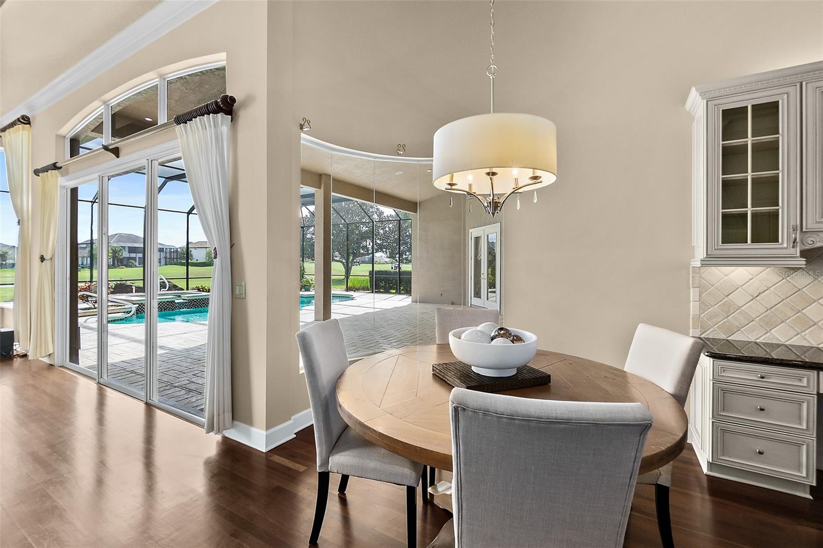 1113 Oxbridge Lane