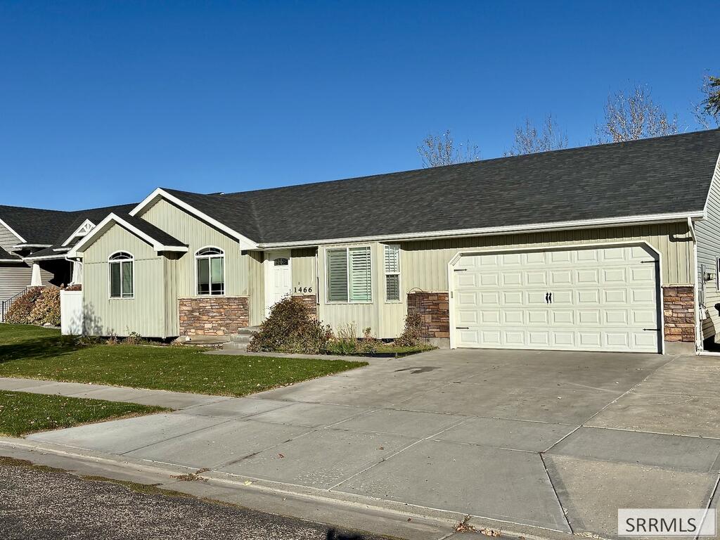 1466 Chesney Court