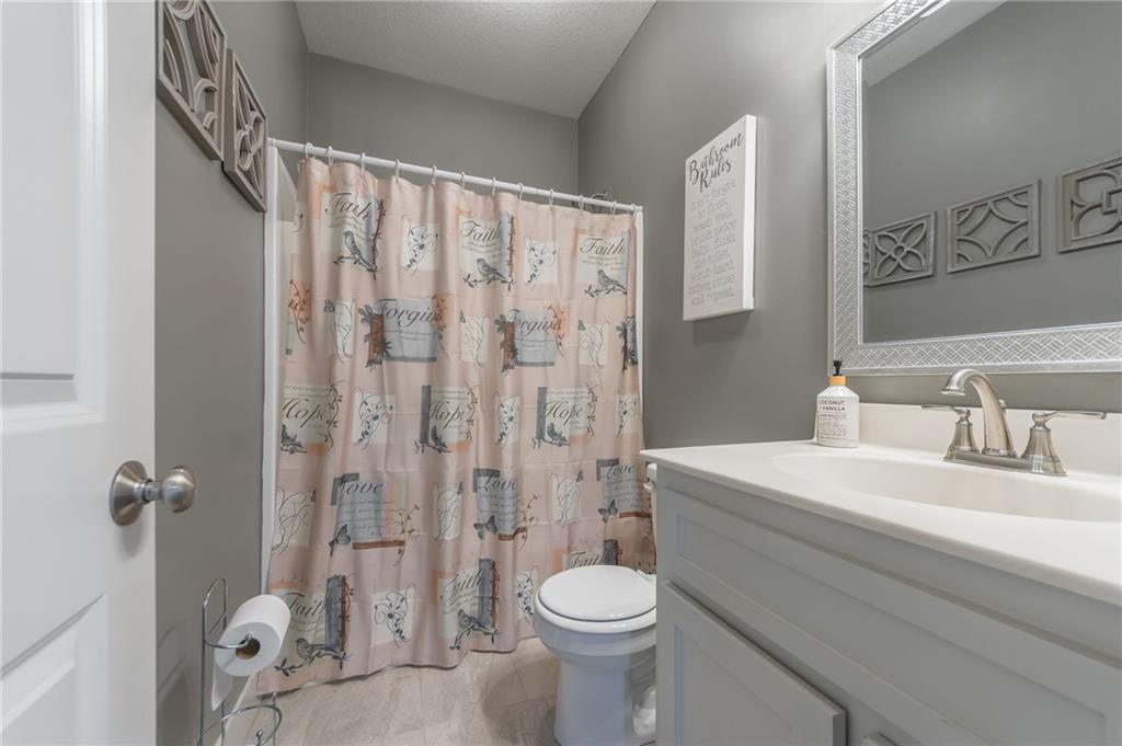 11301 N Bristol Avenue