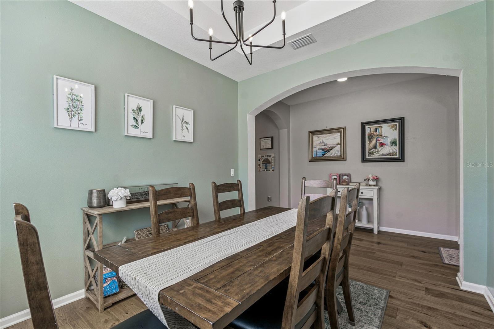 8621 Eagle Brook Drive