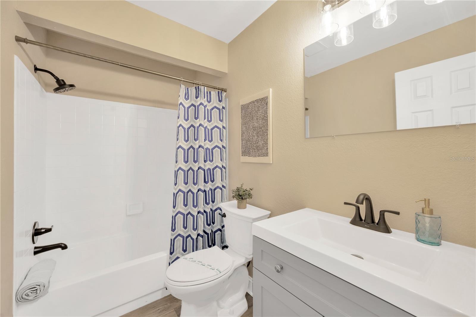 3304 Laurel View Drive