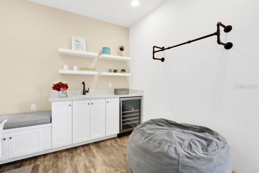 15367 Shonan Gold Drive
