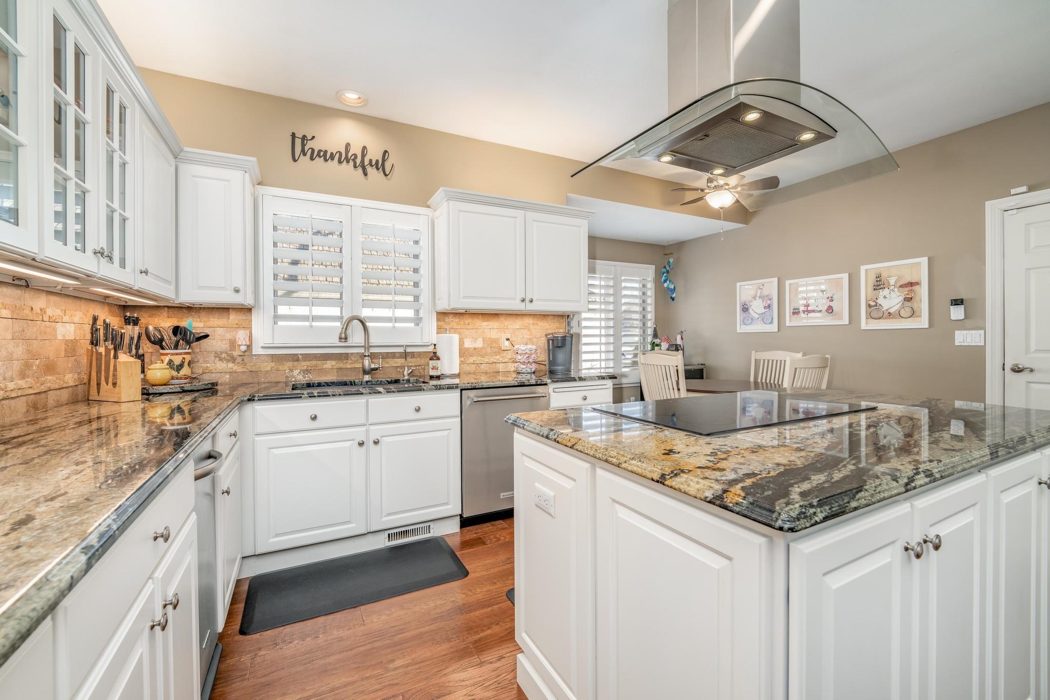 9402 E Woodspring St