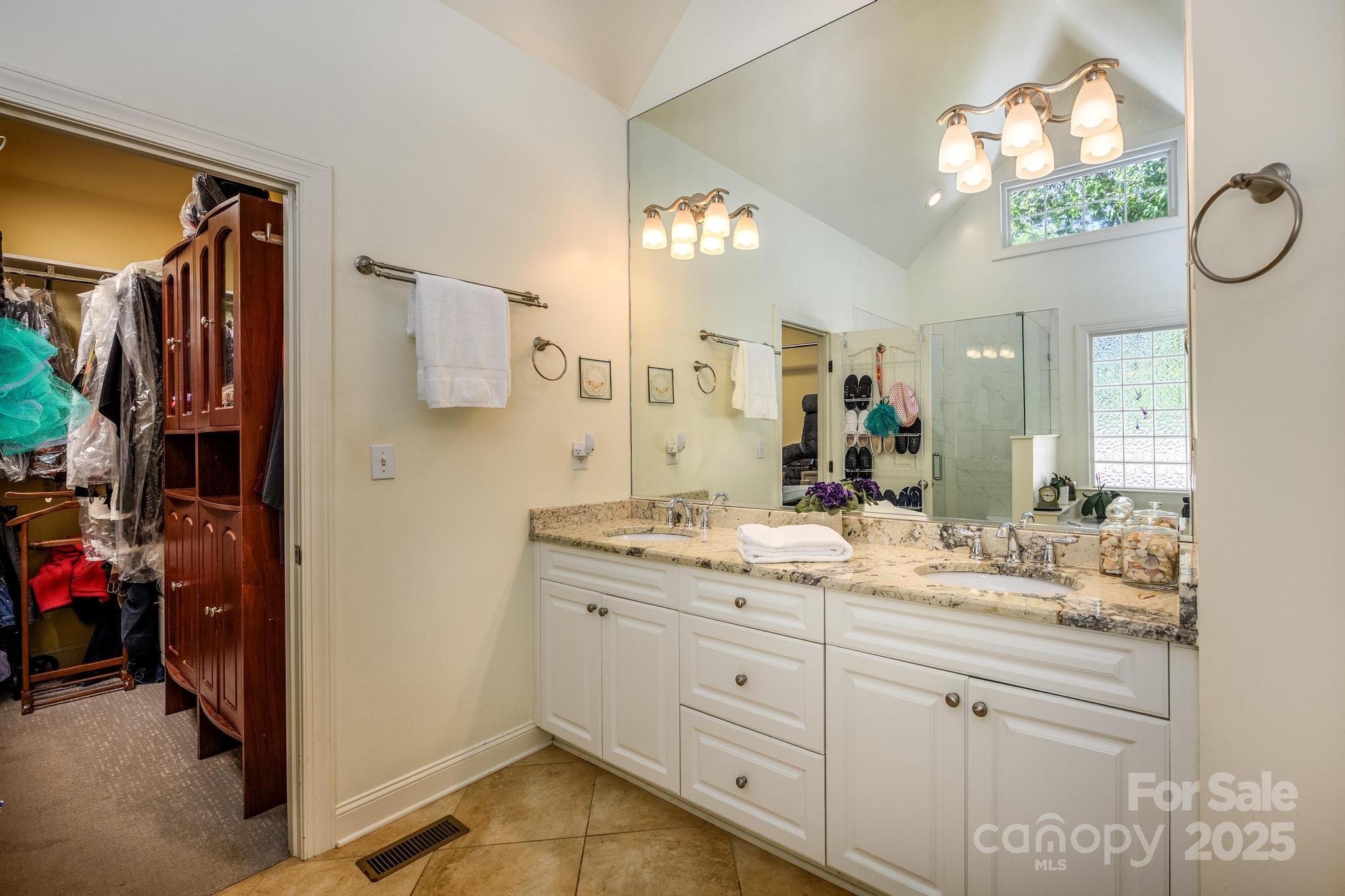 7843 Nine Iron Court