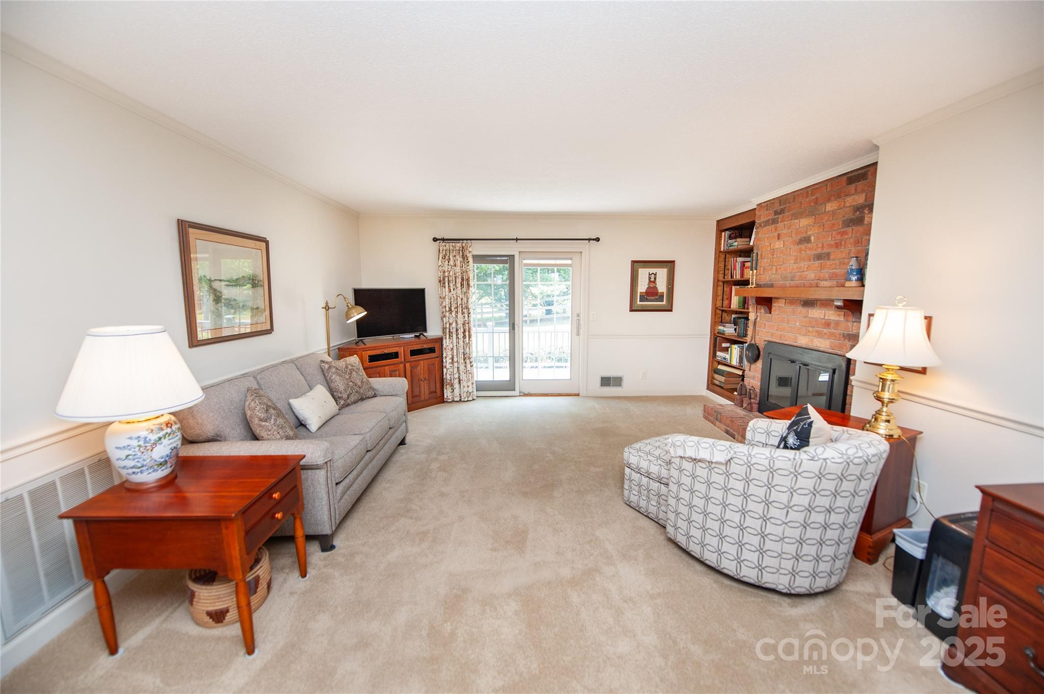 312 Lister Road
