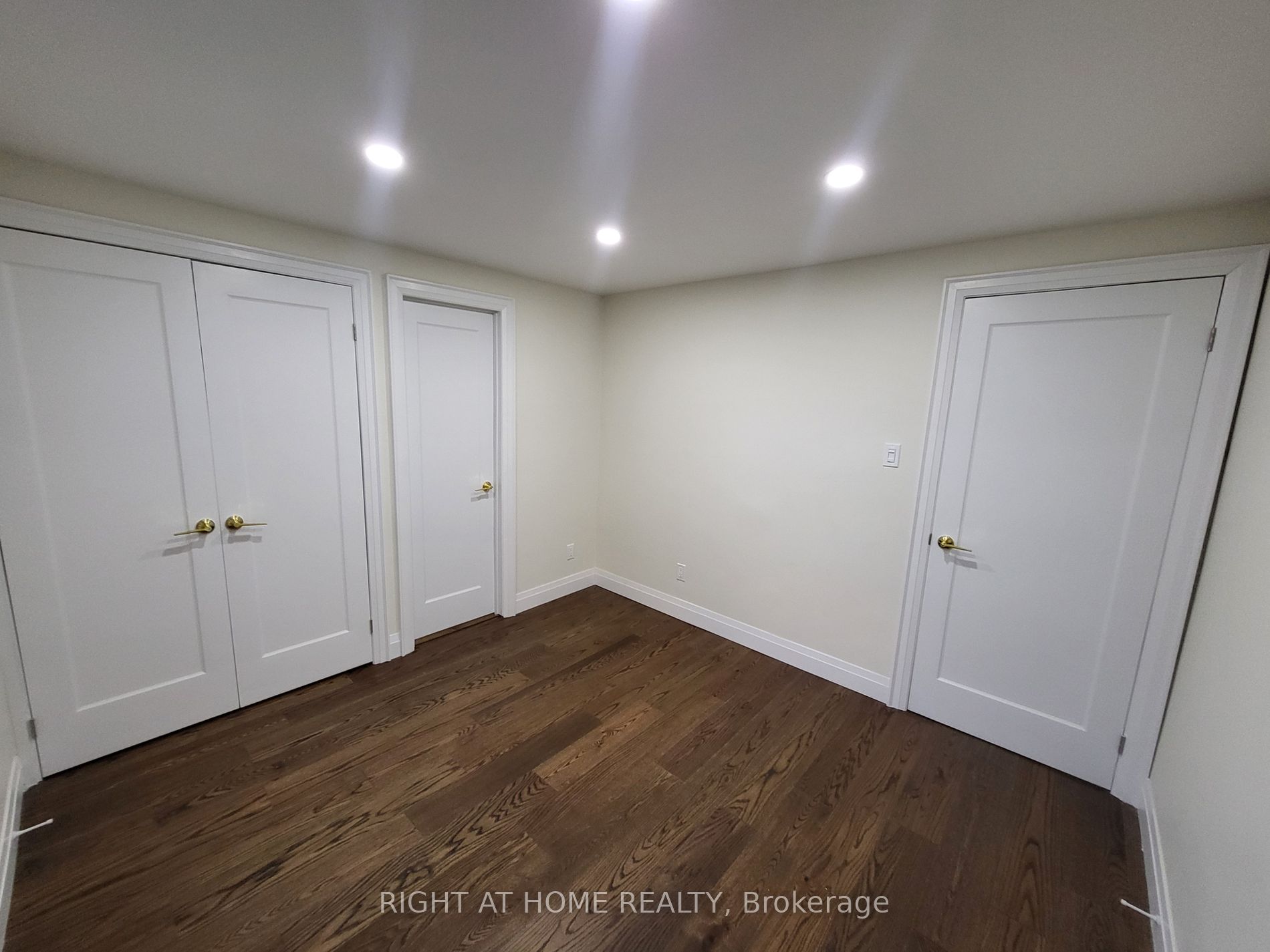 247 Hickling Tr