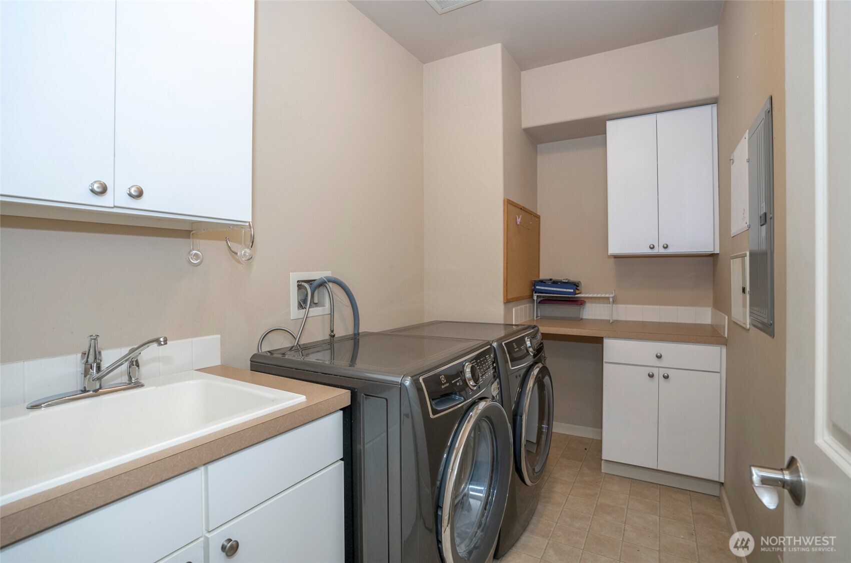 2440 S Steele Street 311