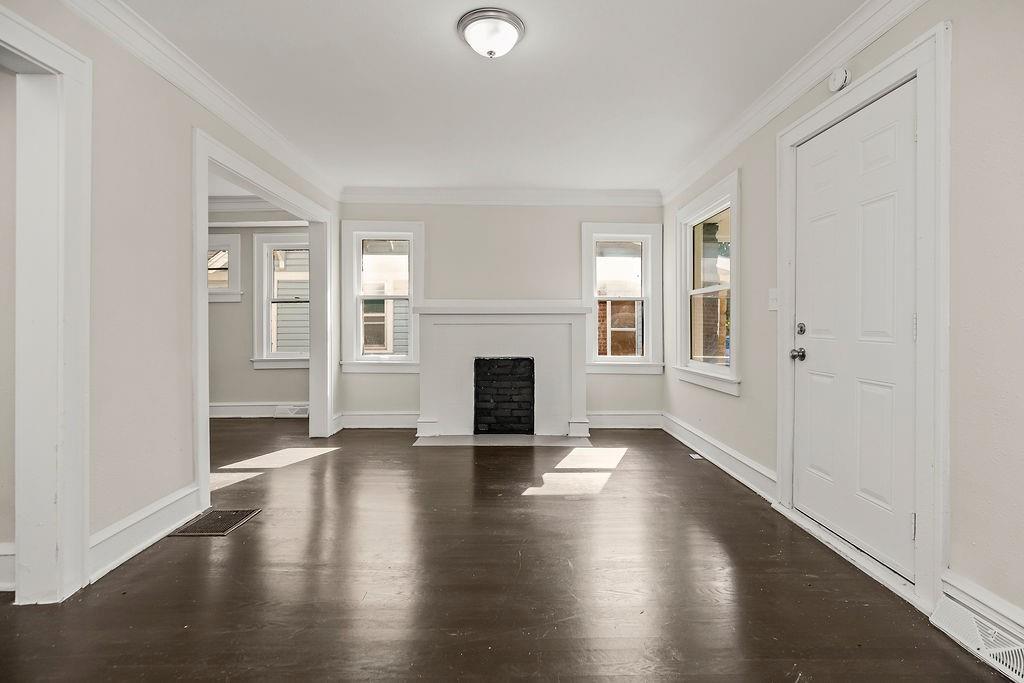 5611 Highland Avenue