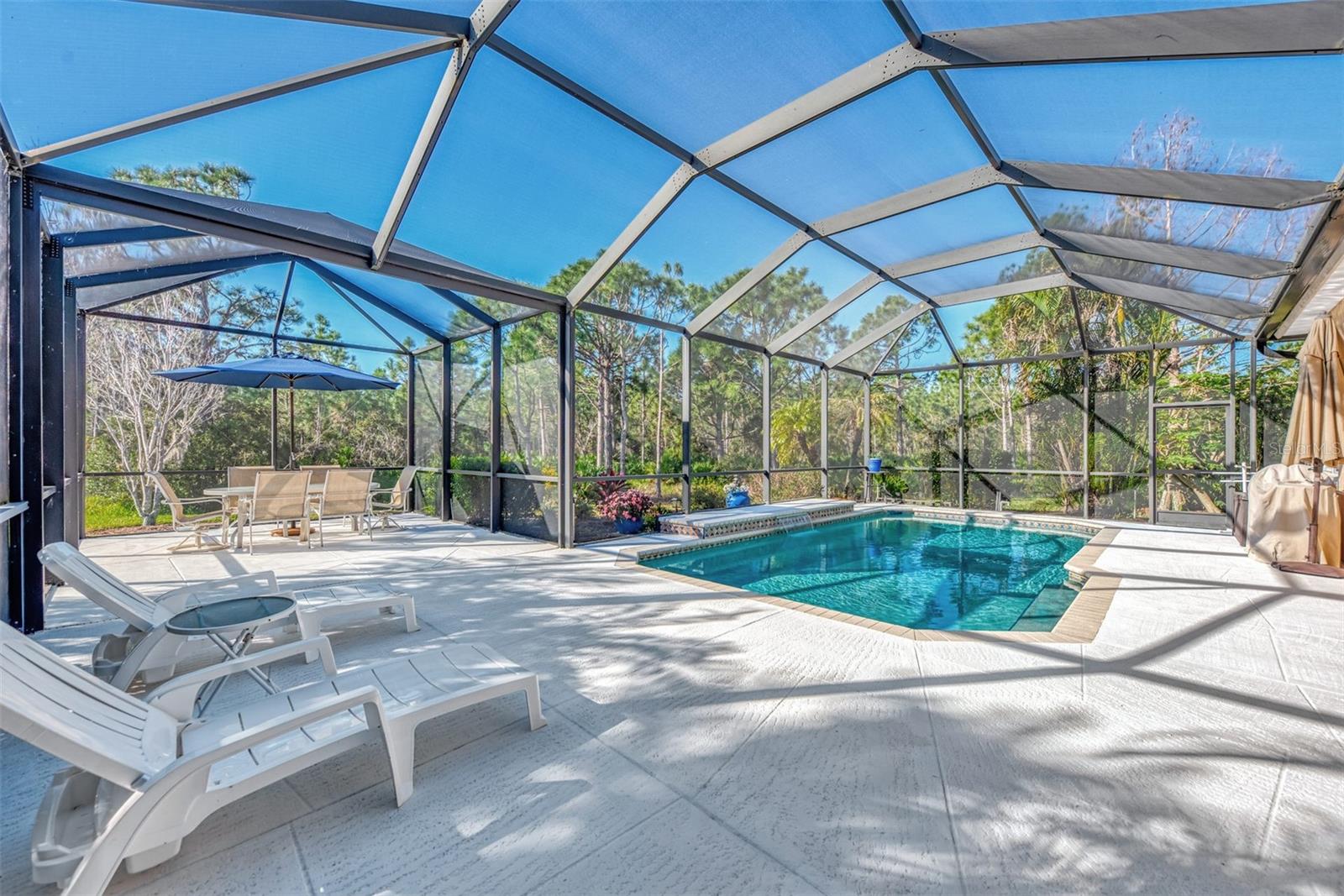 2803 Sawgrass Court