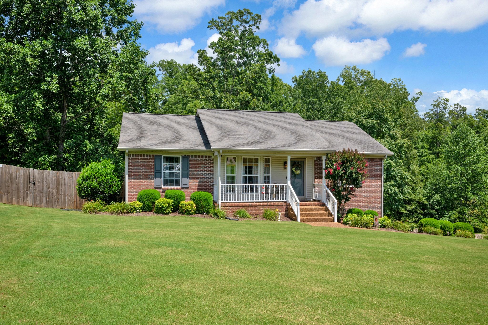109 Whippoorwill Dr